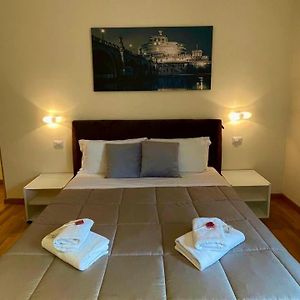 Rienzo Vatican Suites